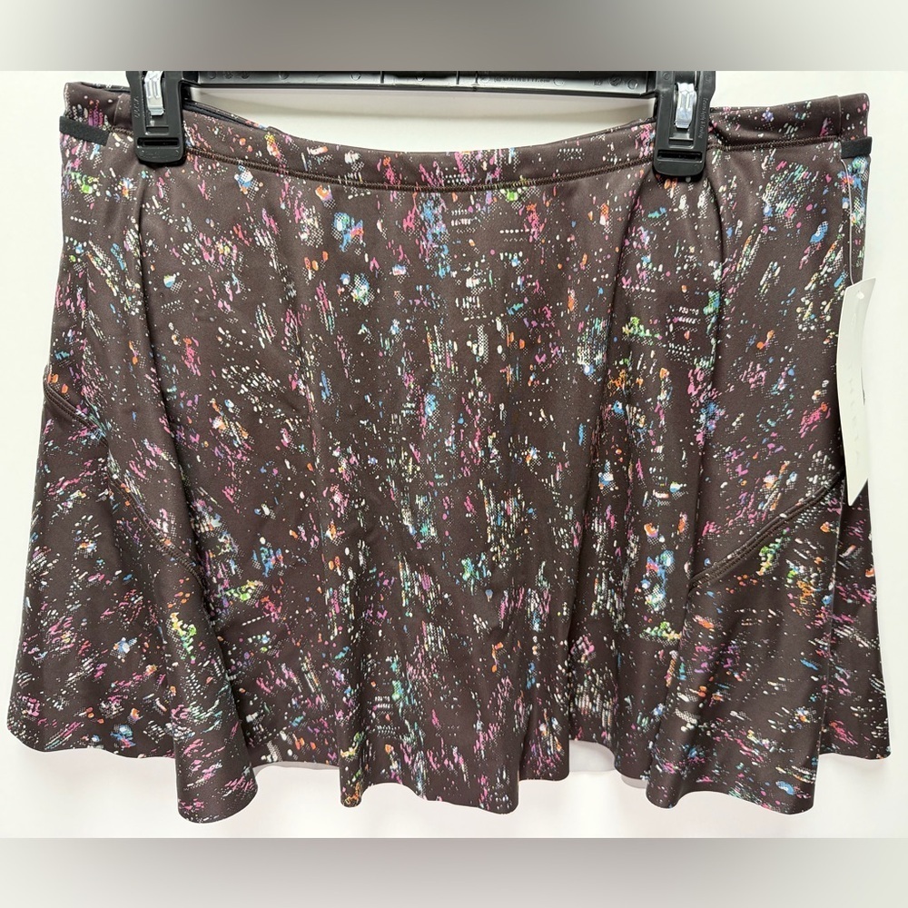 Athleta NWT Match Point Printed Skort in Supersonic | Size Large - Picture 2 of 8